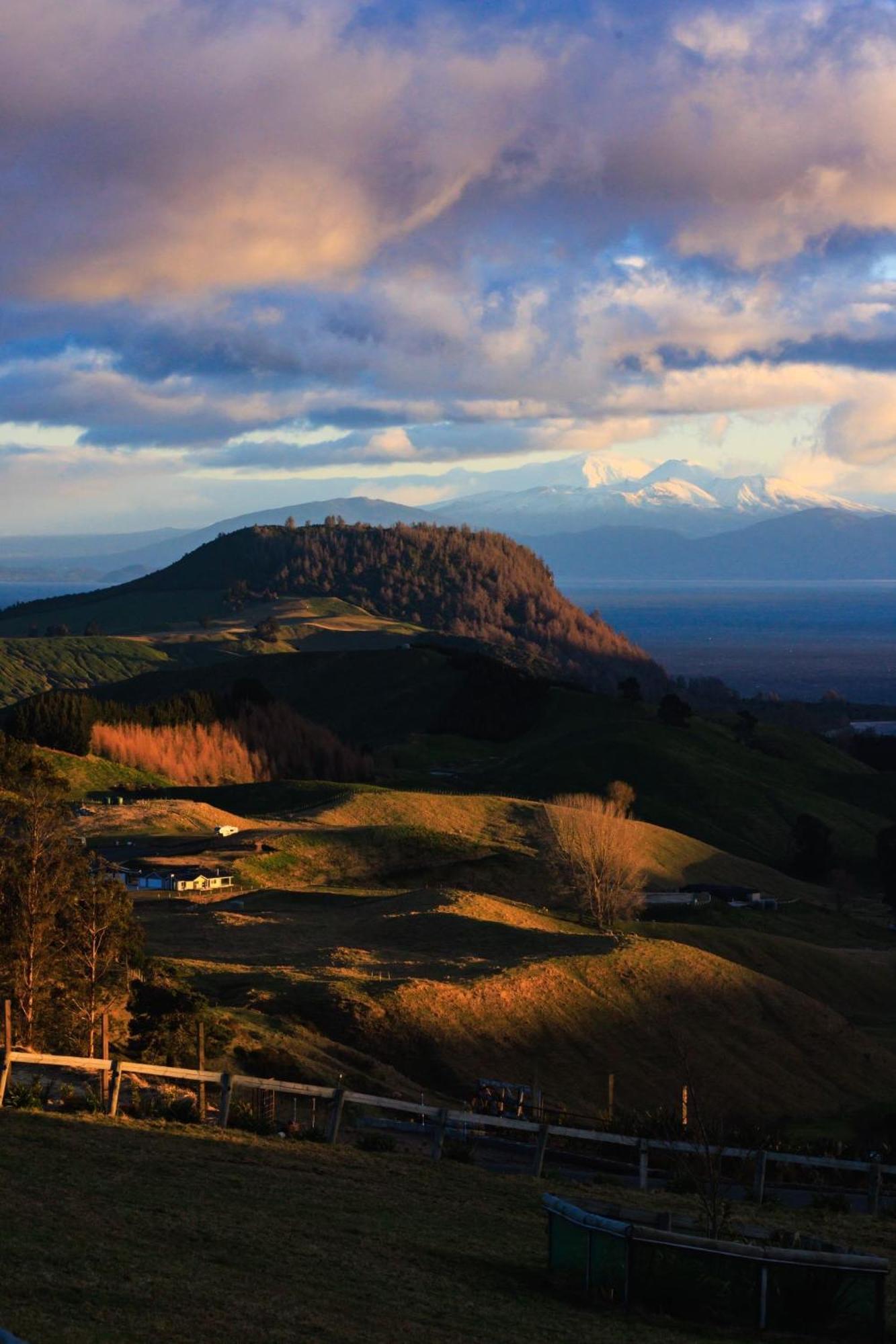 Hilltop Whakaipo Estate Taupo Luaran gambar